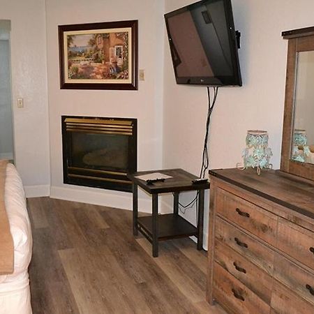 River Place Condos #409 1Bd, 2Bath Pigeon Forge Exteriör bild